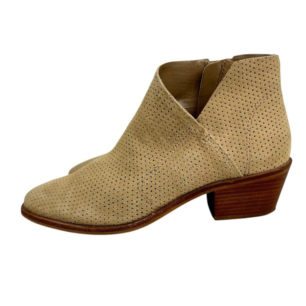 Vince Camuto Arendara Tan Perforated Leather Ankle Booties Size 9 Made in Brazil
